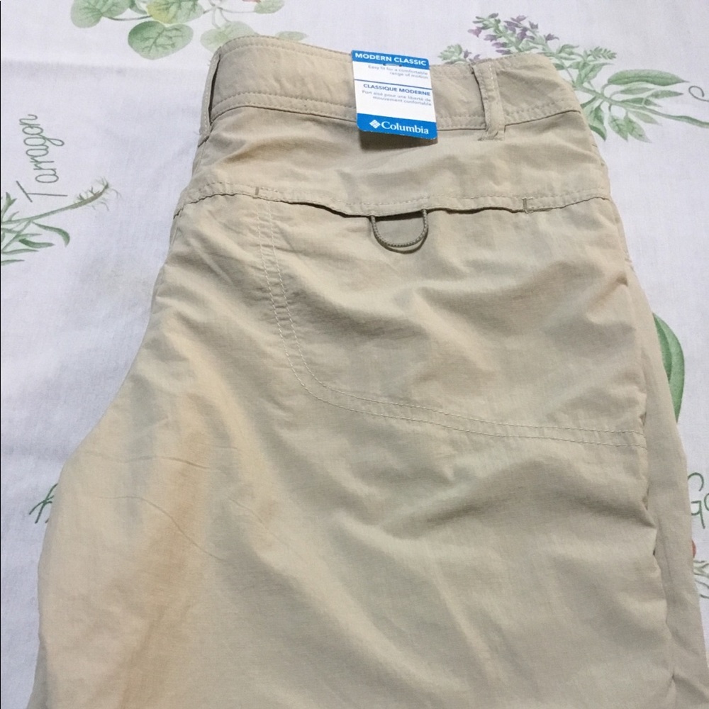 Shorts - Picture 2 of 3